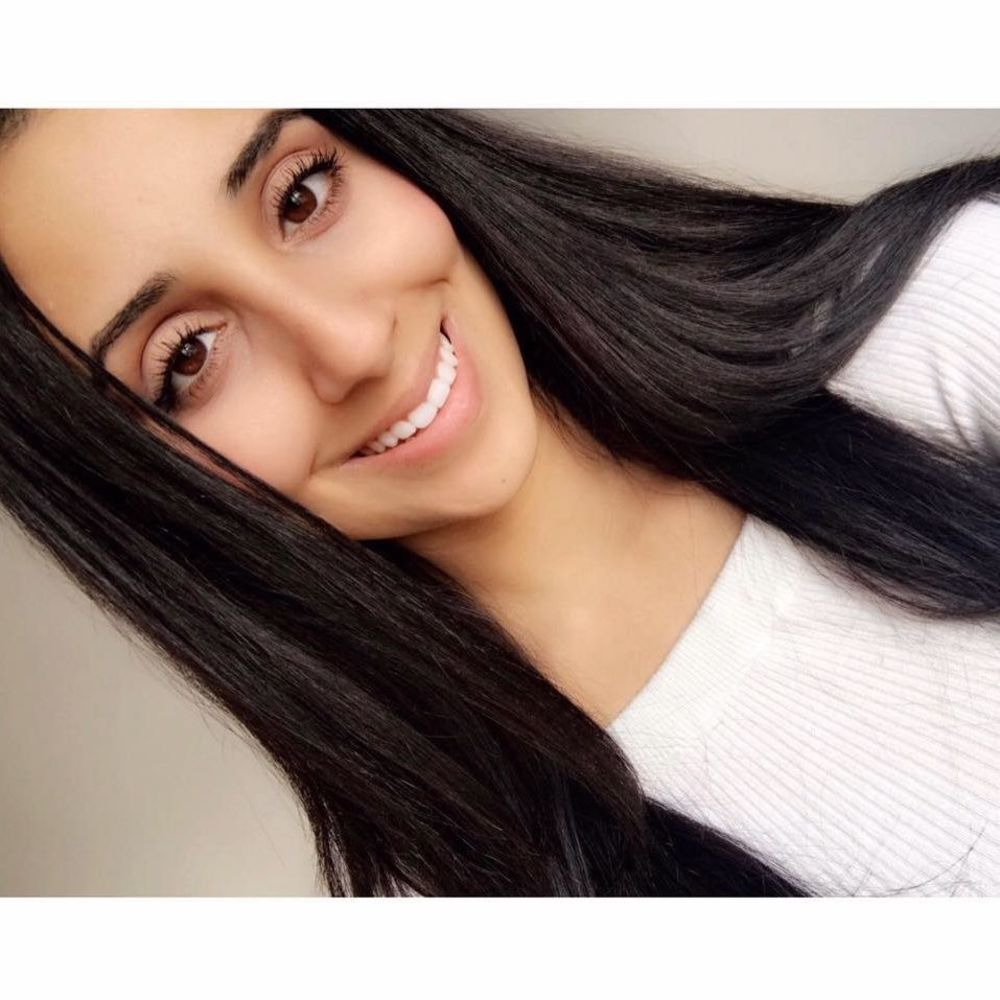 Meet your Posher, Ines